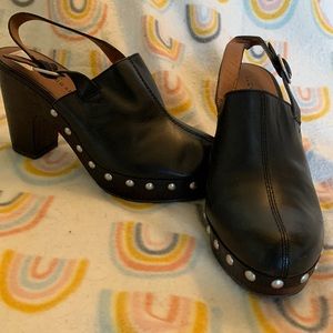 Lucky Brand- Vevina Clog- Black Leather, NEVER WORN